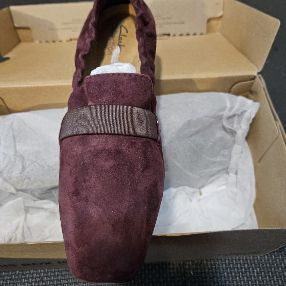 Womens Suede Loafers in Burgundy